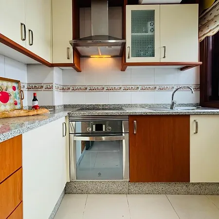 Holibai, Carmencina, Elegante Apartamento Con Terraza Y Parking Lejlighed